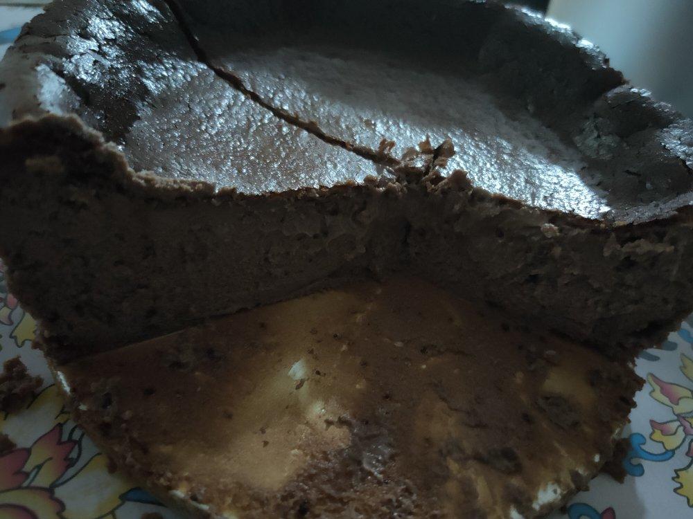 巧克力巴斯克芝士蛋糕