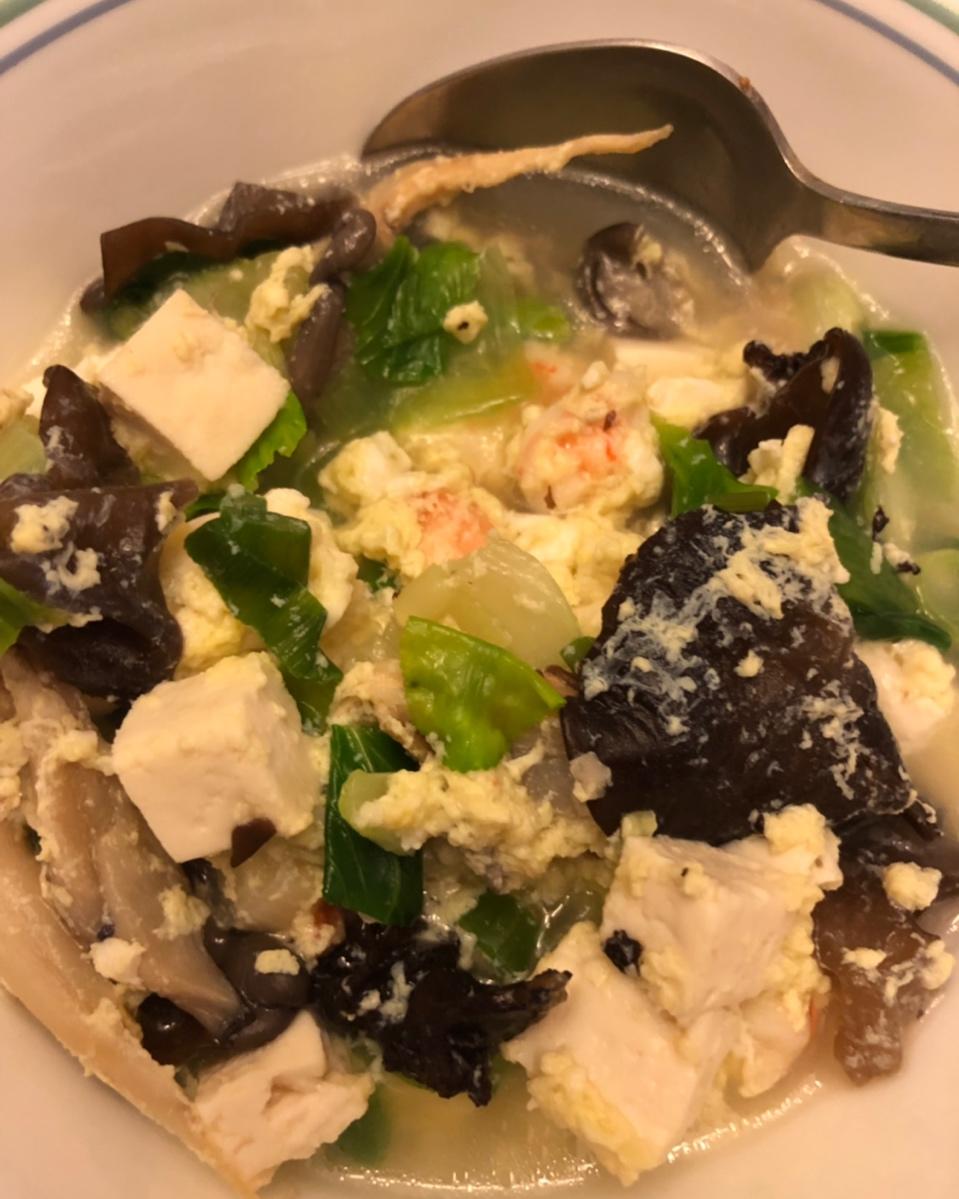 jcjcsfood做的鲜虾豆腐翡翠汤