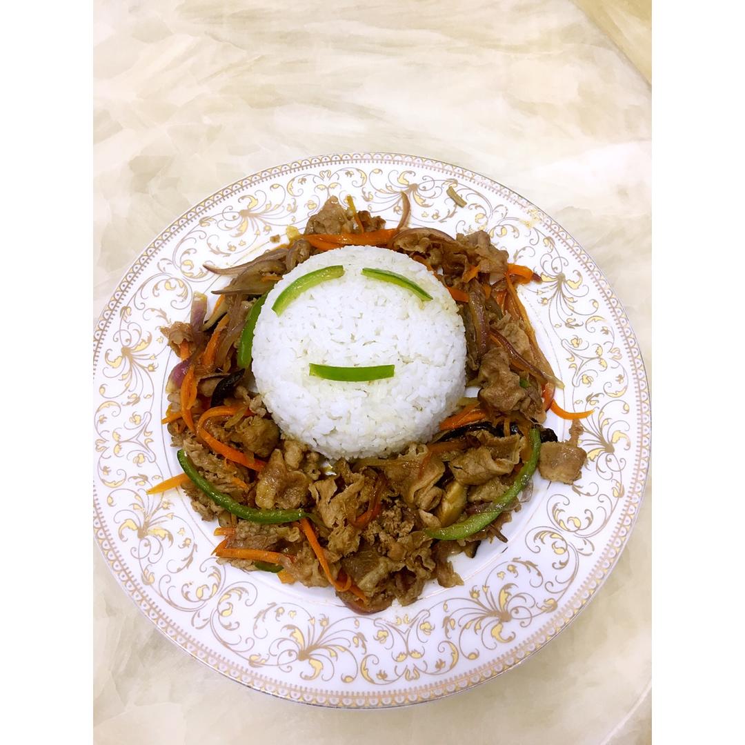 洋葱肥牛饭