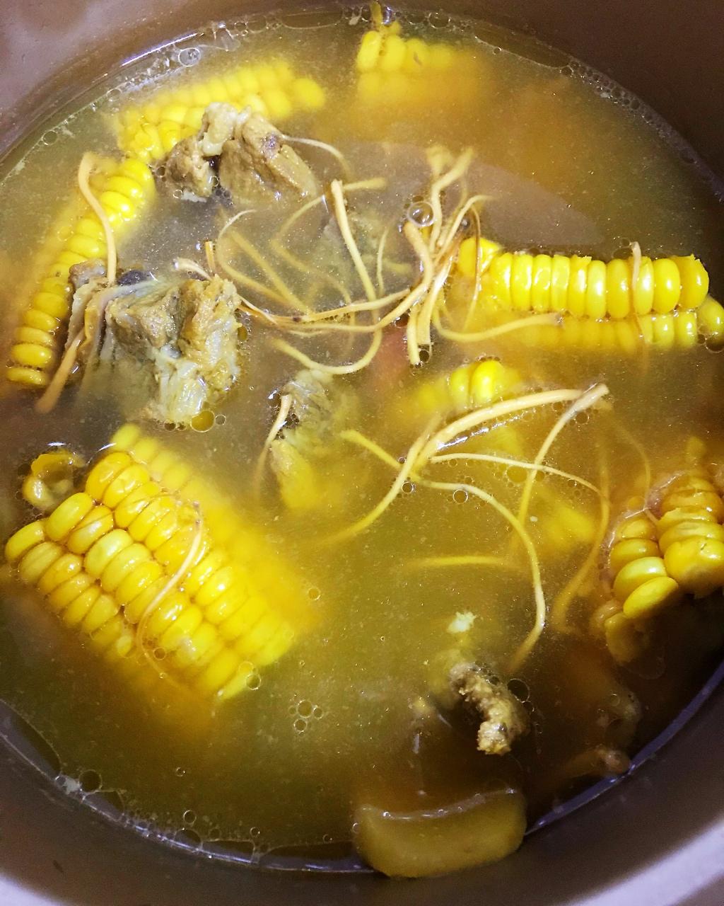 虫草花干贝玉米汤