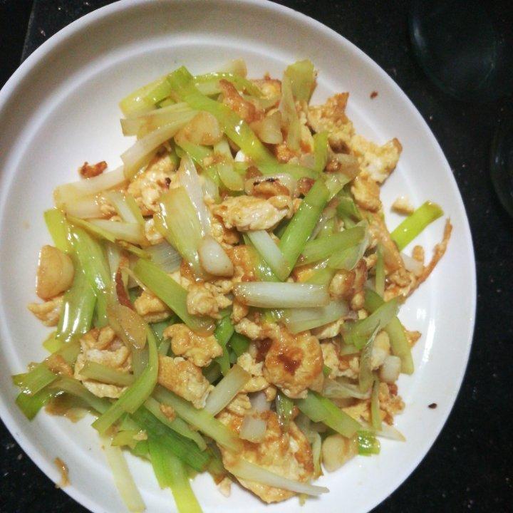 韭黄炒蛋