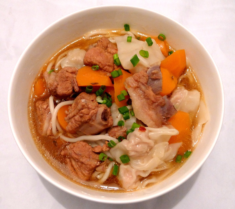 红烧排骨面