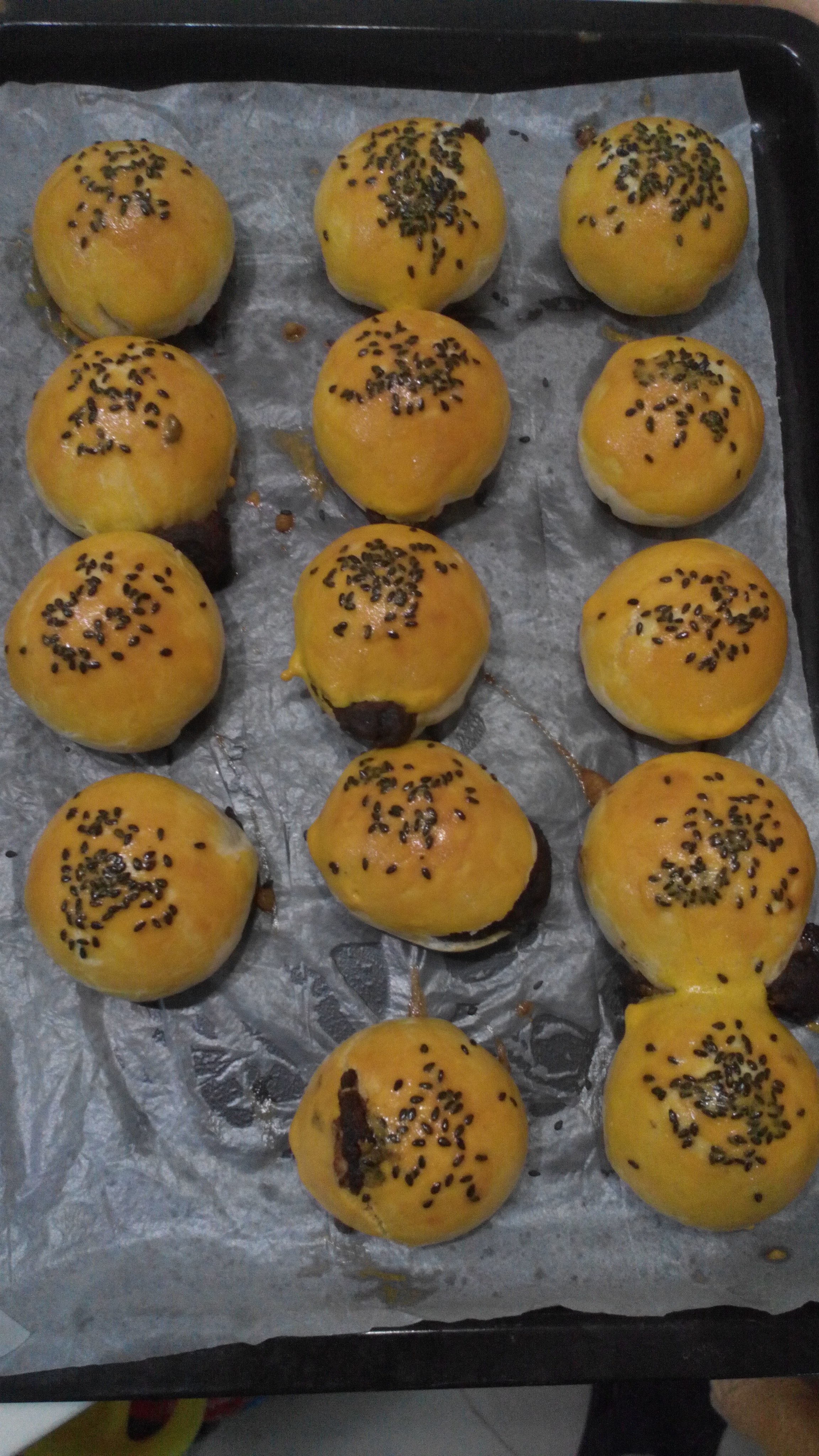 自制栗蓉蛋黄酥