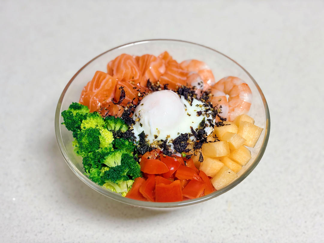 减脂餐｜三文鱼波奇碗