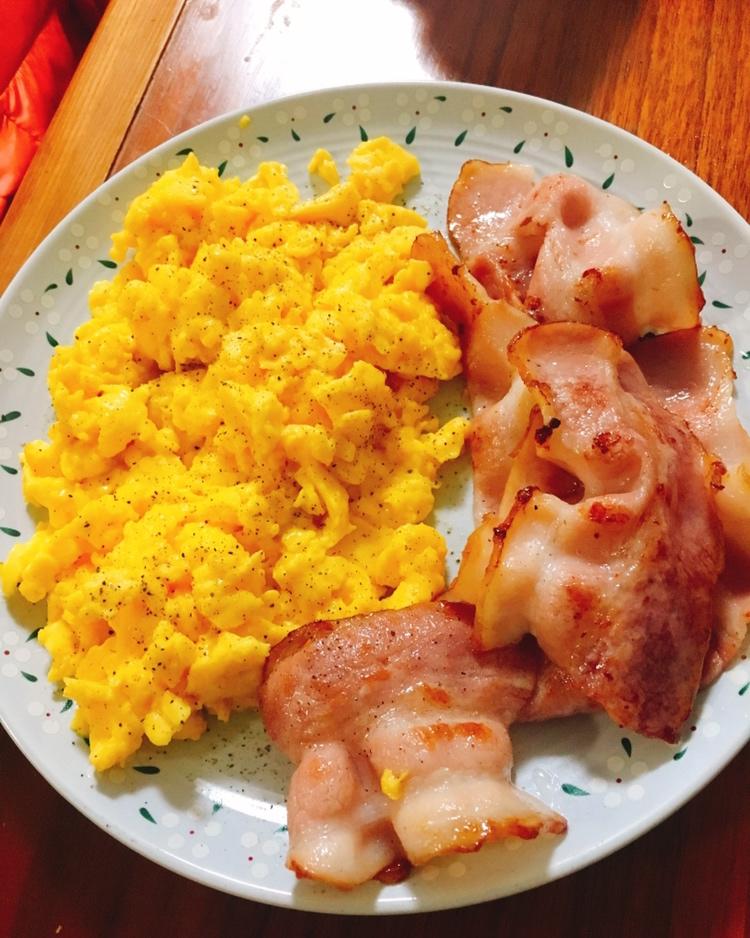 美式炒蛋 scrambled eggs