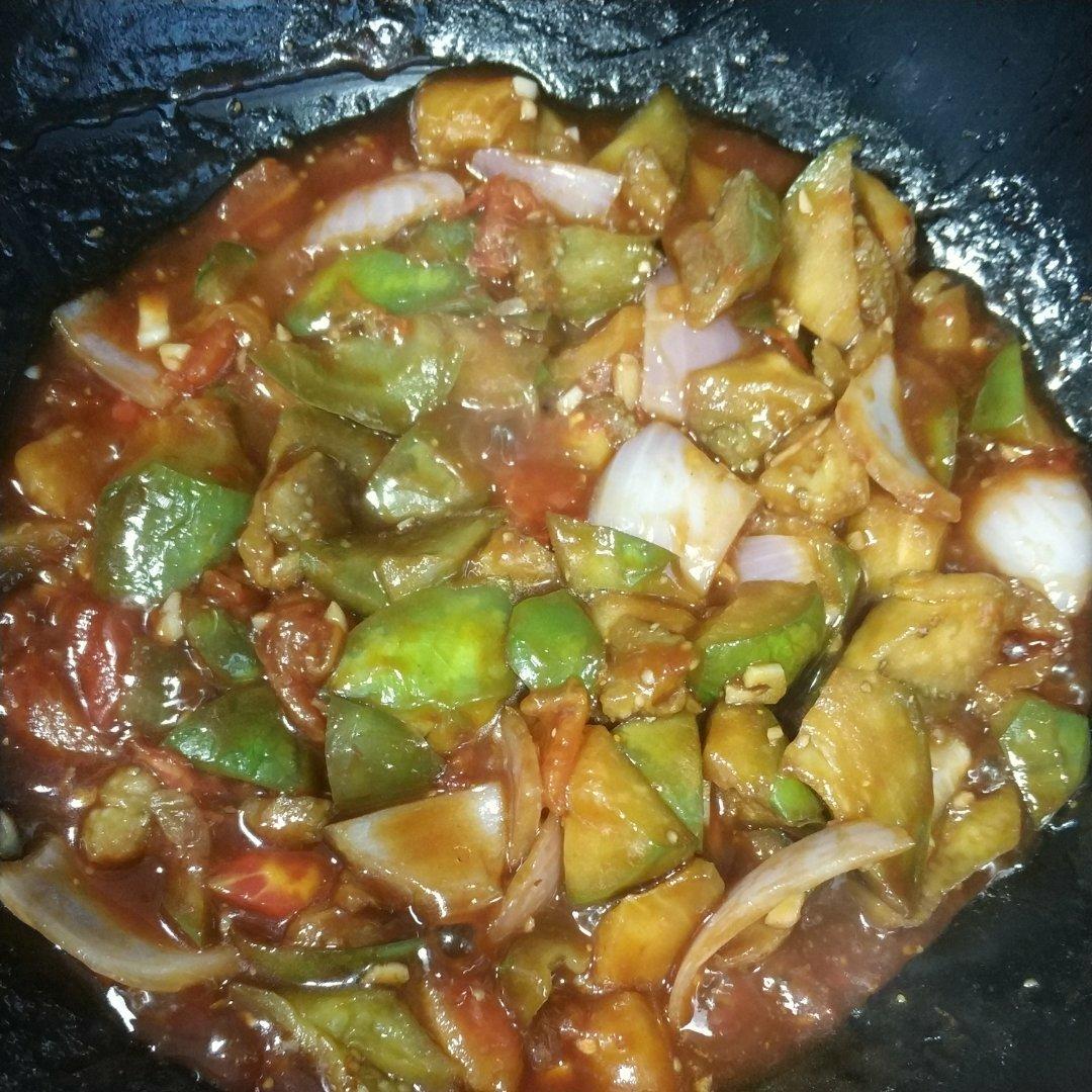 5分钟快手下饭菜#番茄炒茄子🍅番茄家族