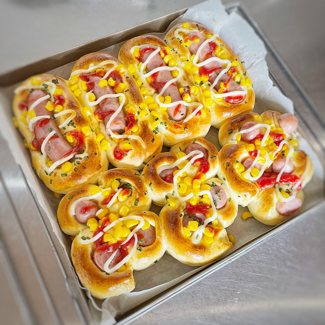 一个面团撑起一家店的台式面包—香肠面包