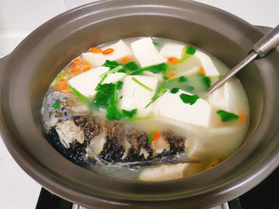 鱼头豆腐汤