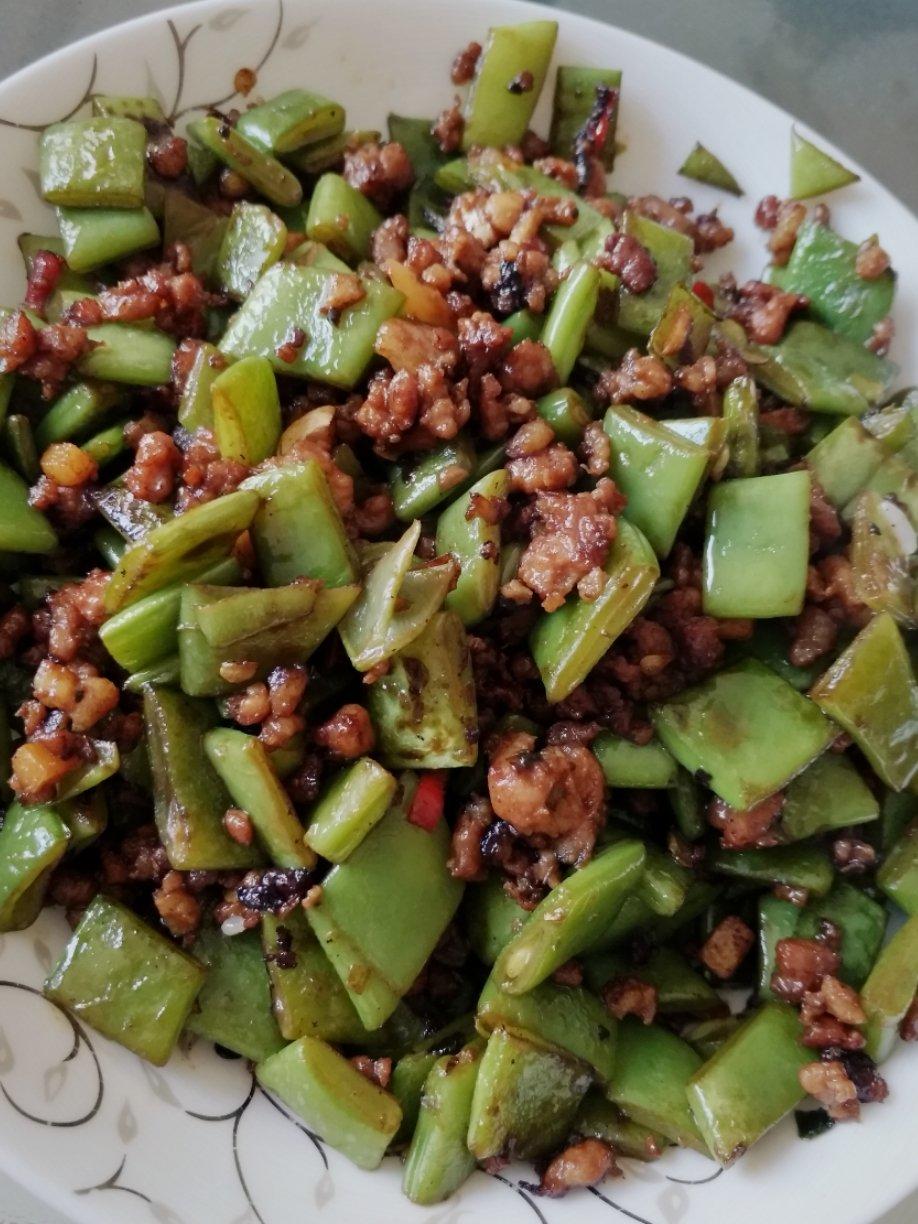 肉沫豆角下饭菜