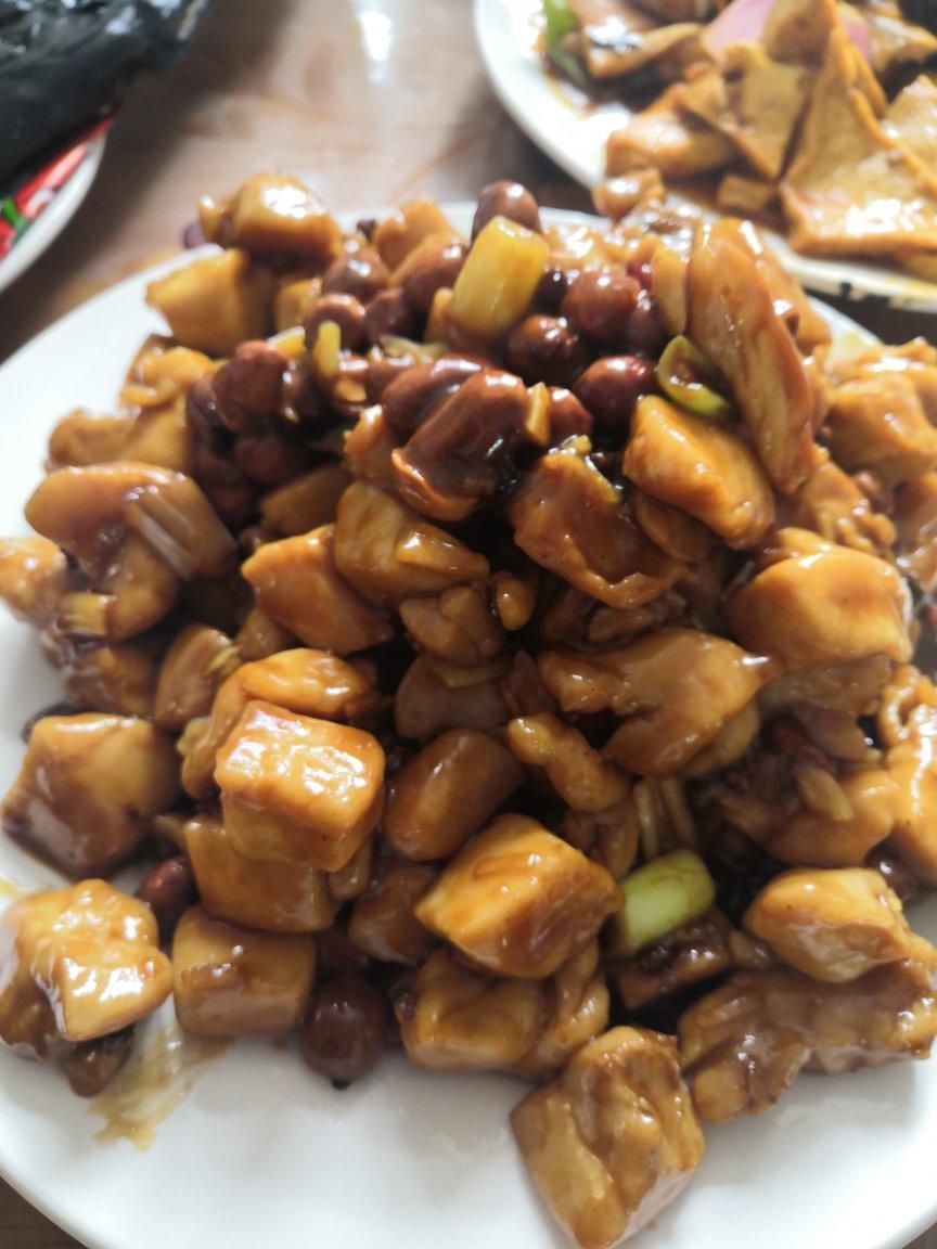 传统宫保鸡丁