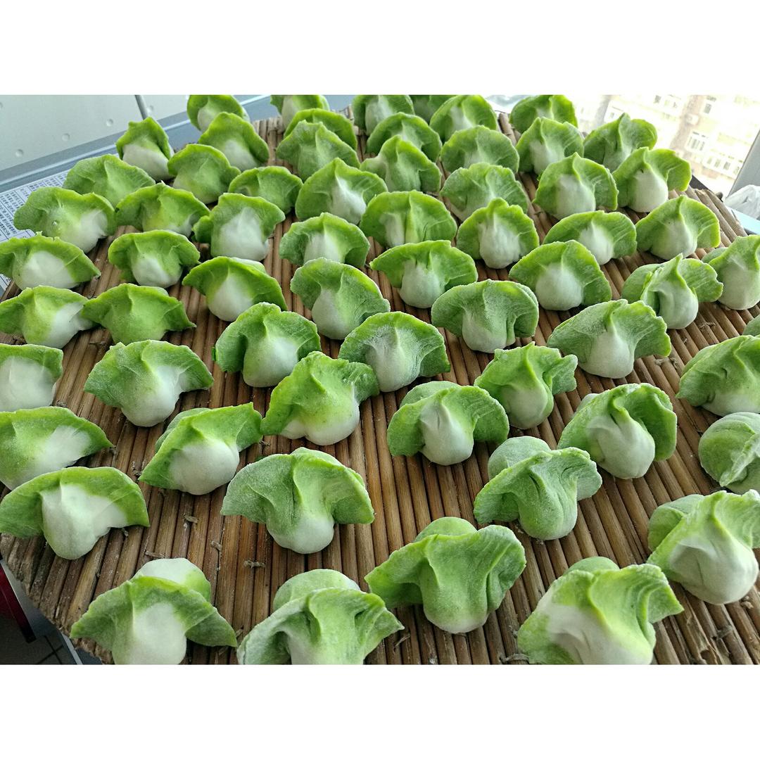 翡翠白玉白菜饺子详细版（附翡翠白玉白菜饺子包法，翡翠白玉饺子皮两种制法，面包机和面，翡翠白玉烧卖，各种馅料搭配）