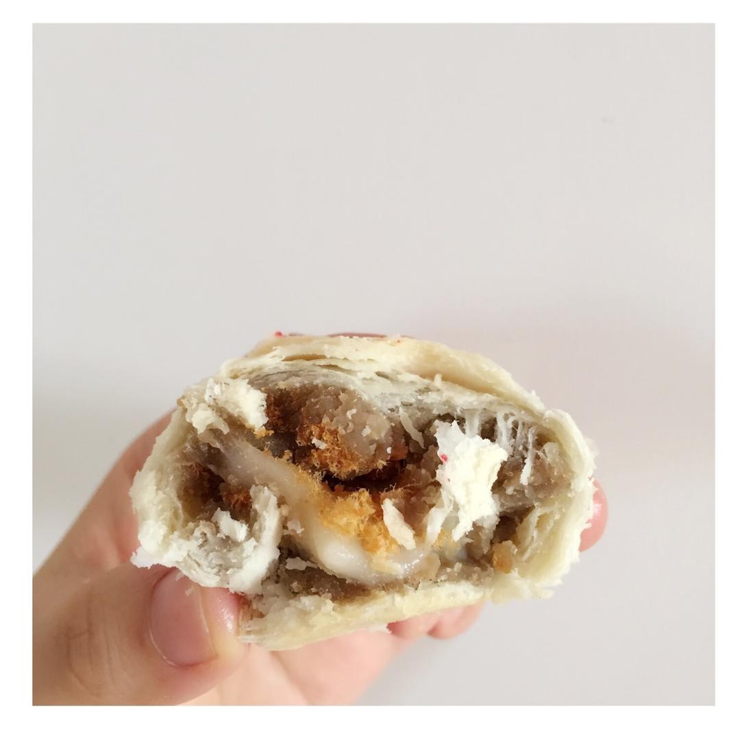 金沙板栗麻薯肉松酥皮月饼（霸王酥）