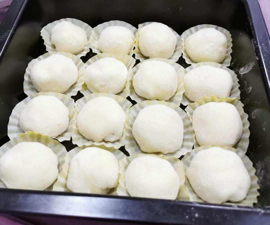 腹黑白胖子——奥利奥雪媚娘