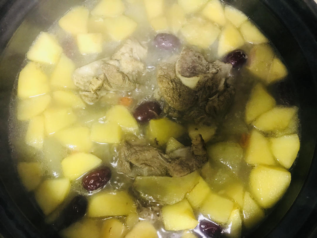 冬瓜苹果筒骨汤