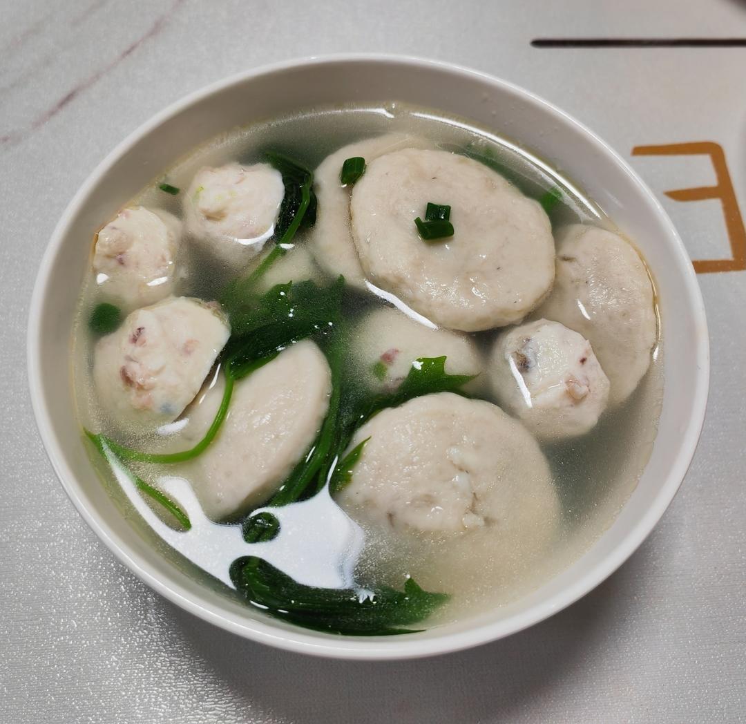 墨鱼丸汤