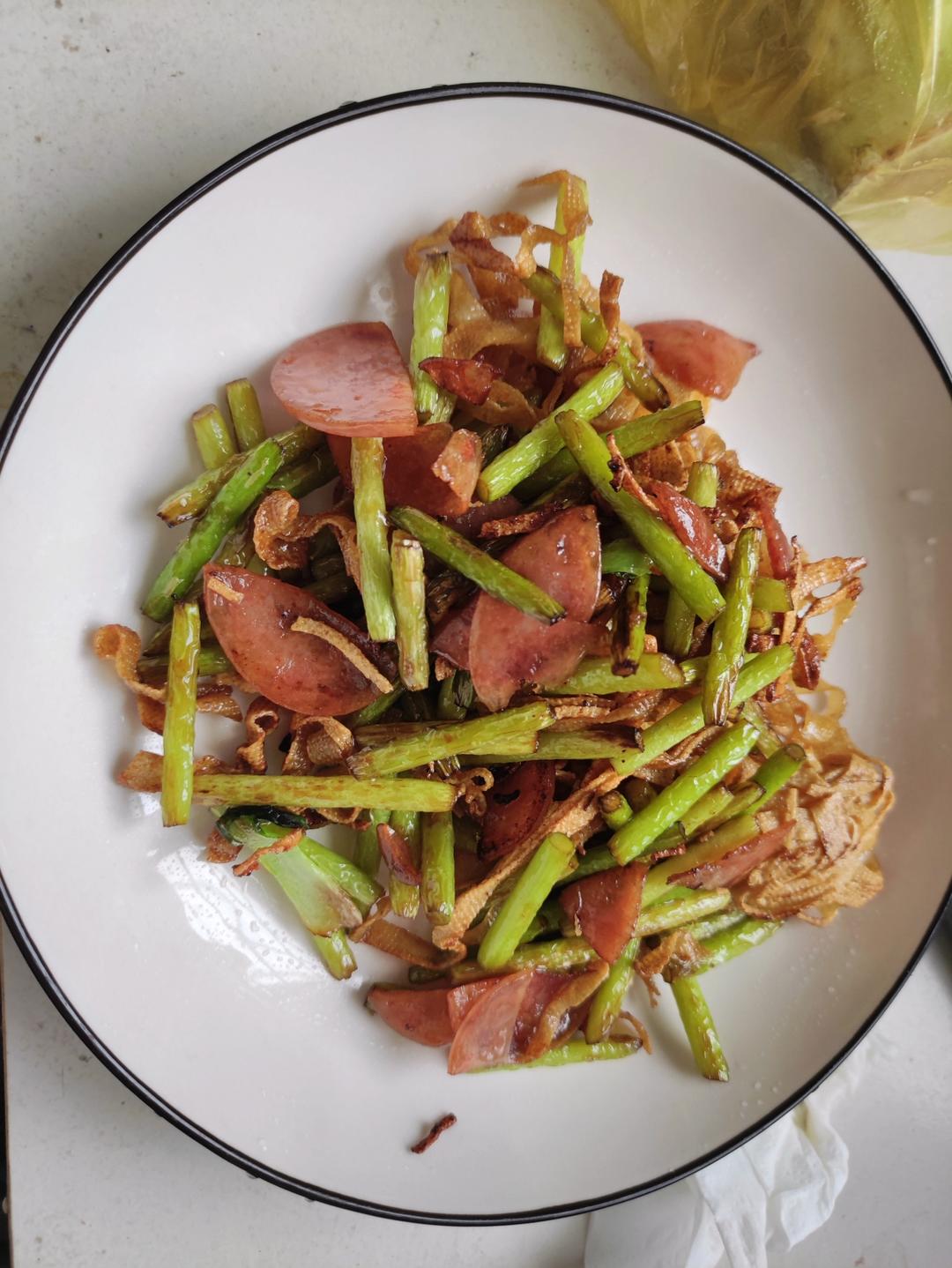 做法简单又下饭的炒蒜苔❗️