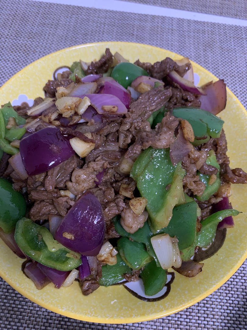 青椒洋葱炒牛肉丝