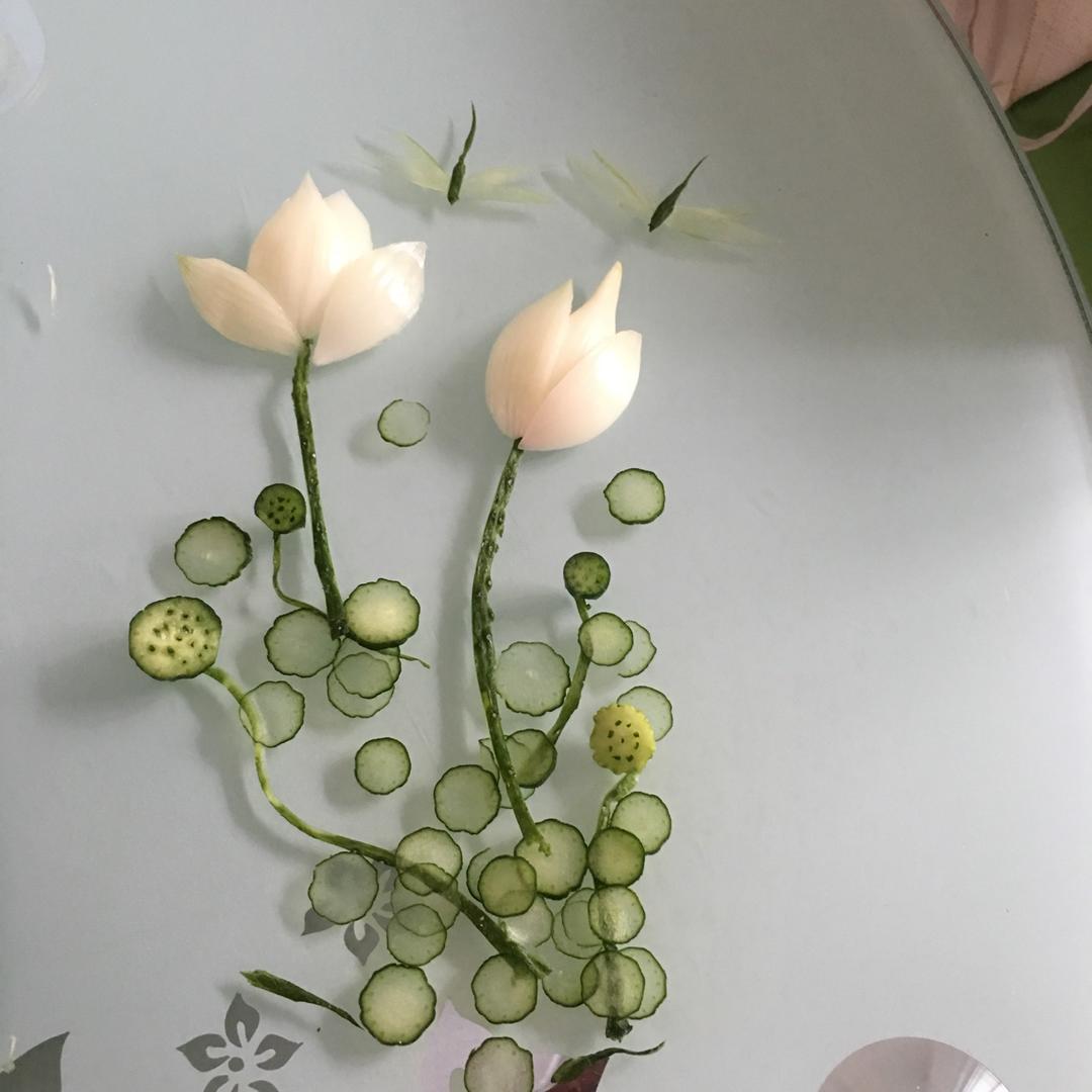 简单美丽的盘饰（9）——冷拼·洋葱荷花