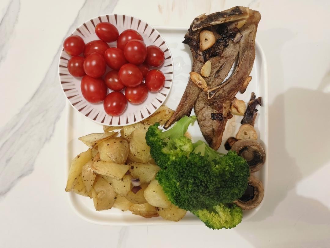 减脂姐妹看这里‼️蒜香鸡肉沙拉🥗低卡饱腹