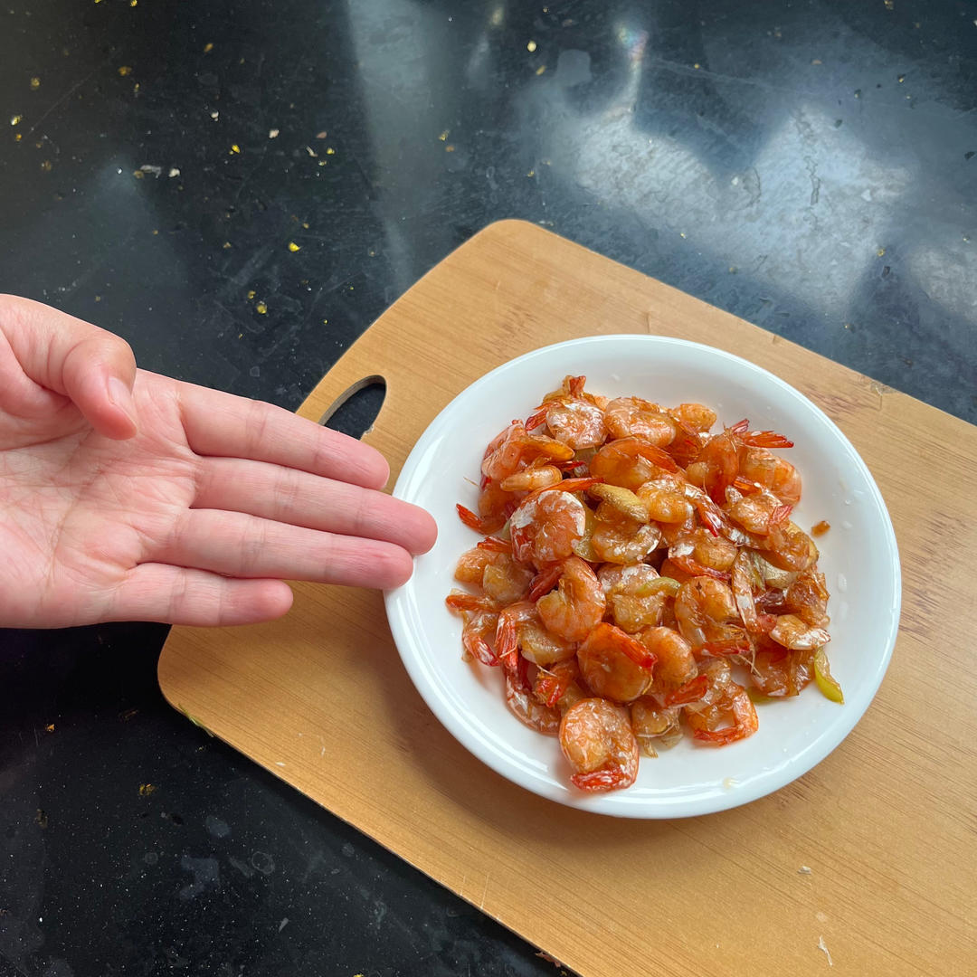 油爆河虾