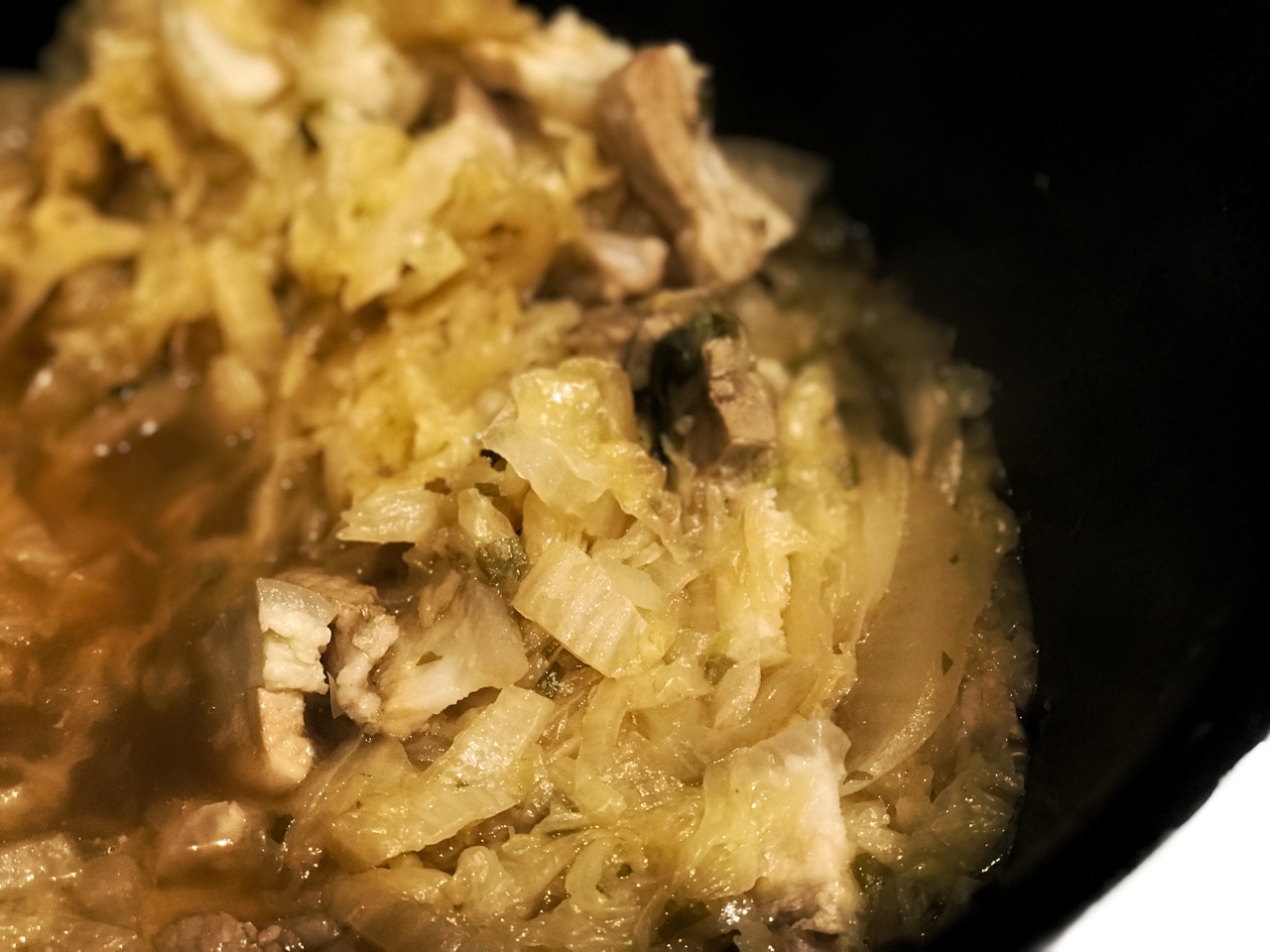东北酸菜烩白肉粉条