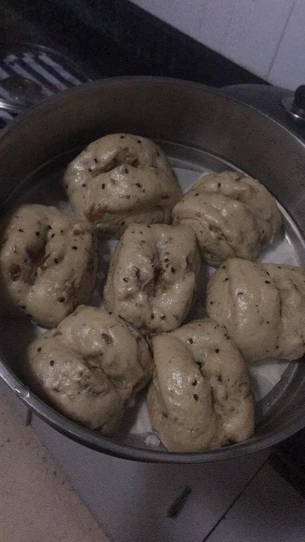 有料的红糖馒头（土豪包）