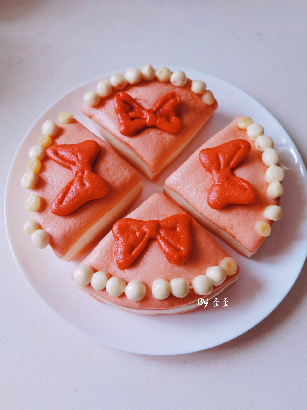 蝴蝶结生日馒头蛋糕