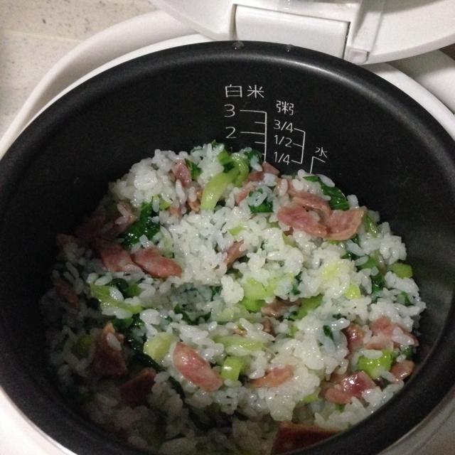 香肠菜饭的做法