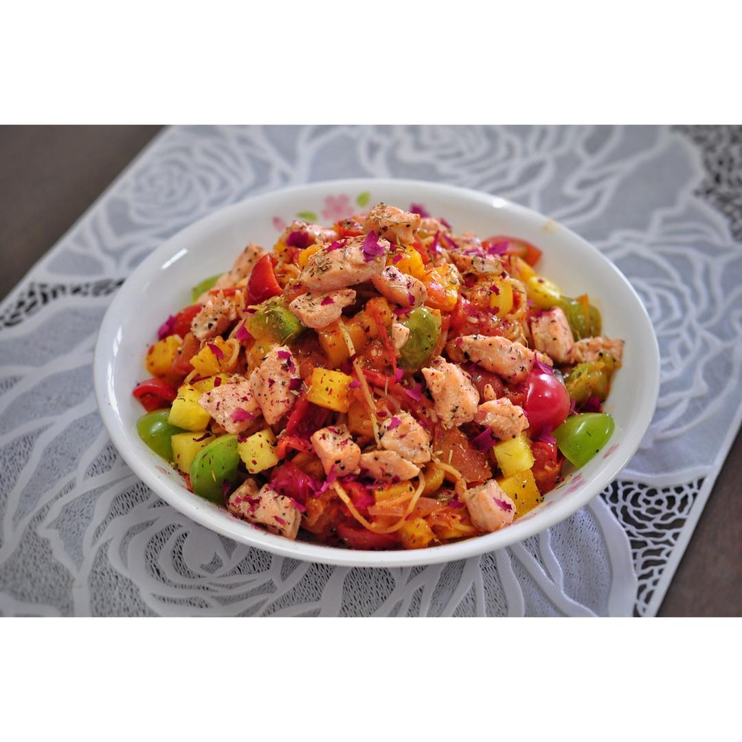 三文鱼番茄豆角意面