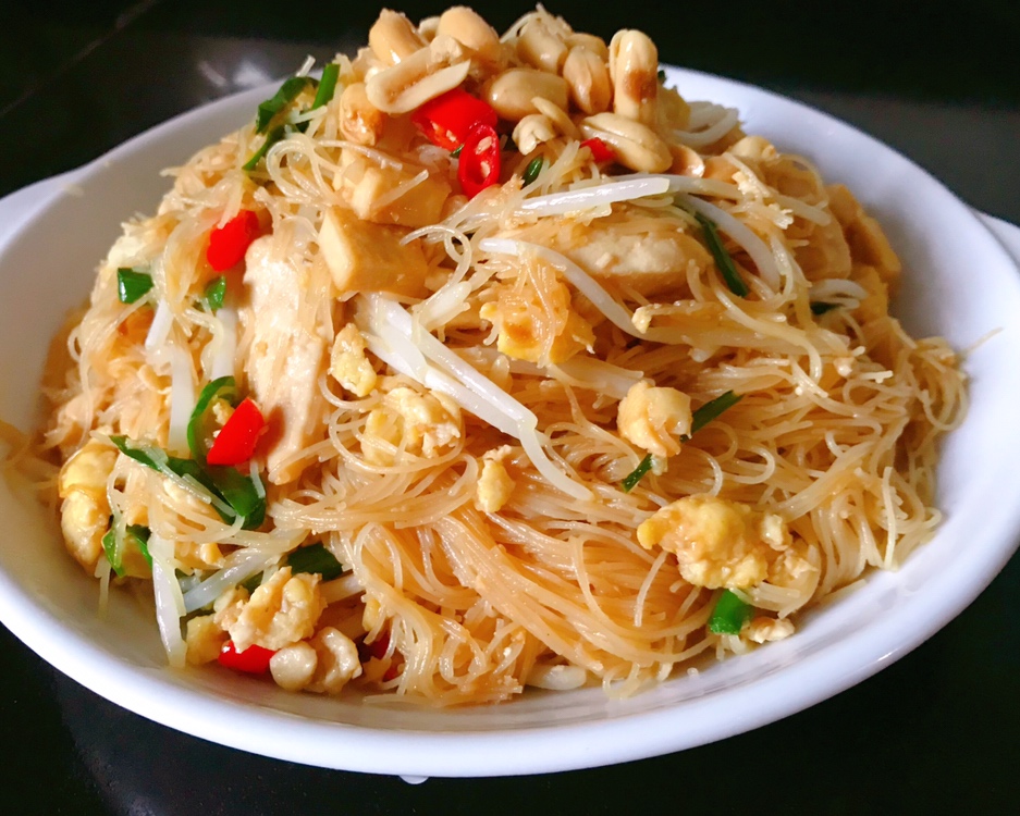 泰式炒粿条2（Phad Thai ）ผัดไทย๒—鸡肉细粉的做法