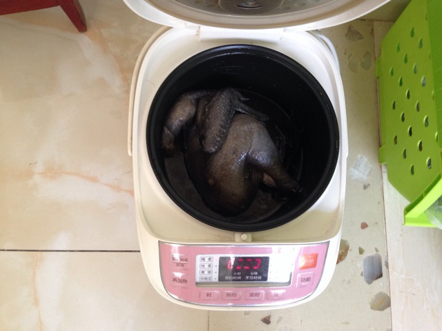 电饭煲局鸡