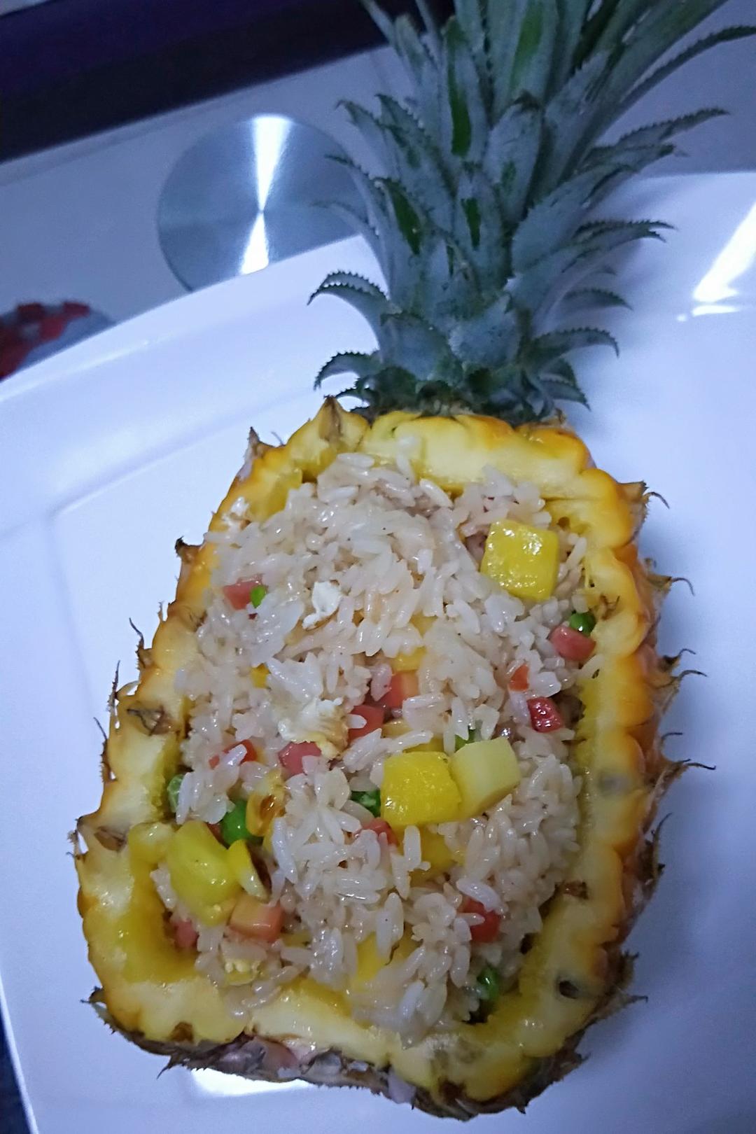 じòぴéロㄚ头か(╯(╰)做的菠萝饭