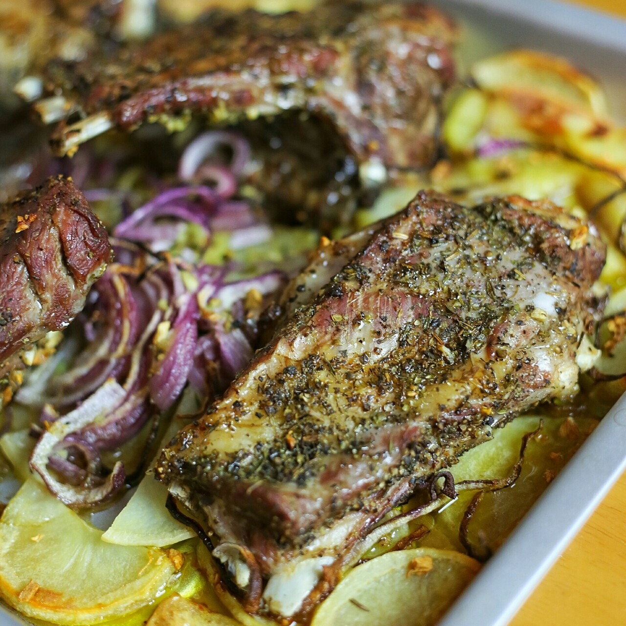 烤羊排配土豆的做法