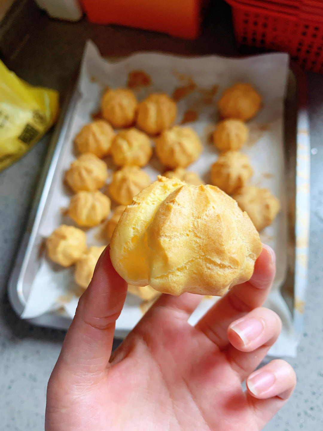 简单易成功的奶油小泡芙做法