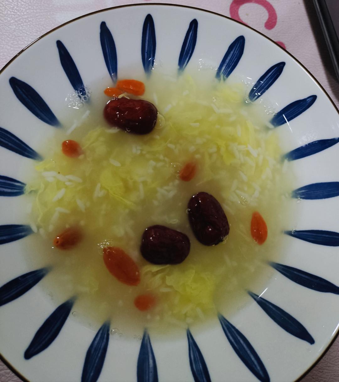 鸡蛋醪糟甜汤