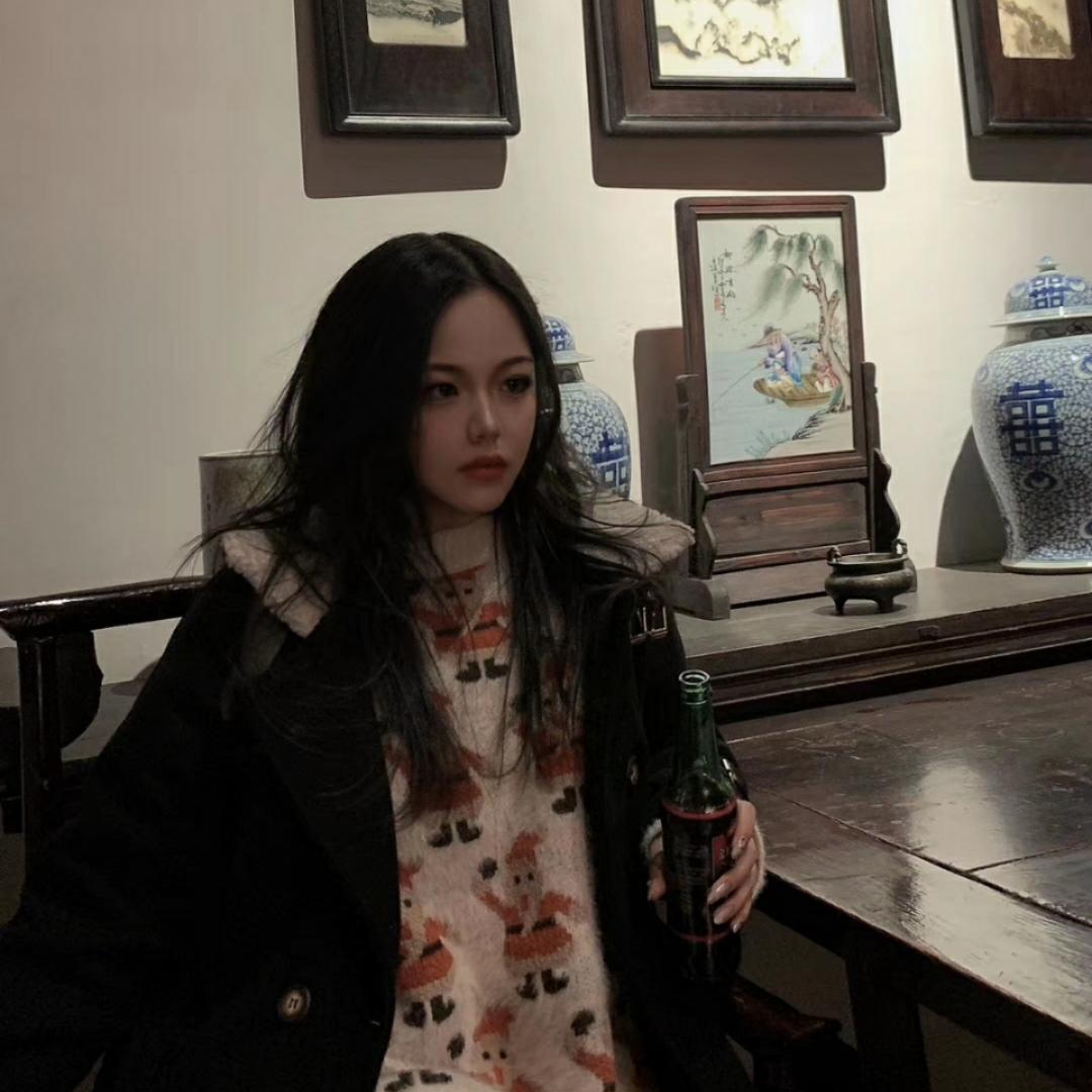 一块腹肌的轩大吃货