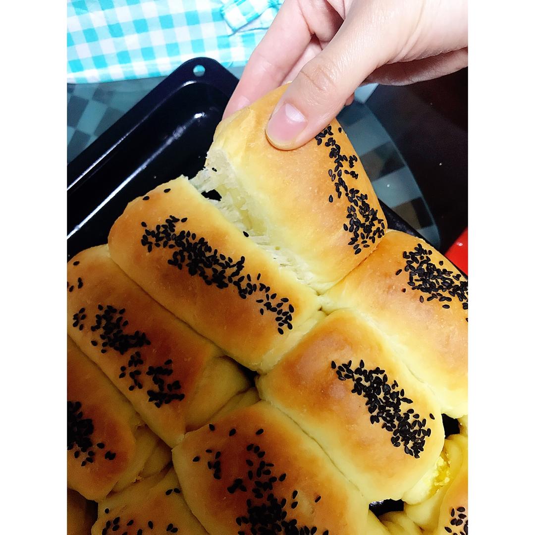 椰蓉面包卷