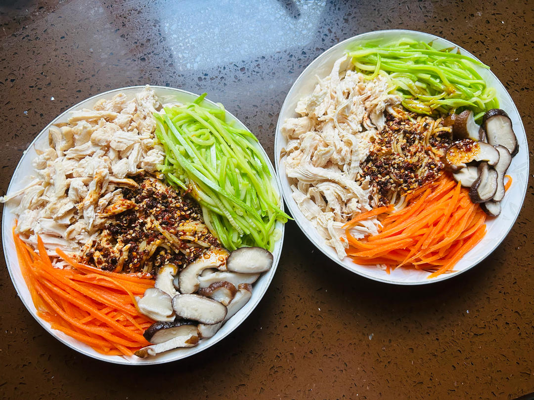 一人食 ｜ 椒麻麻麻鸡丝凉面（快手懒人版）