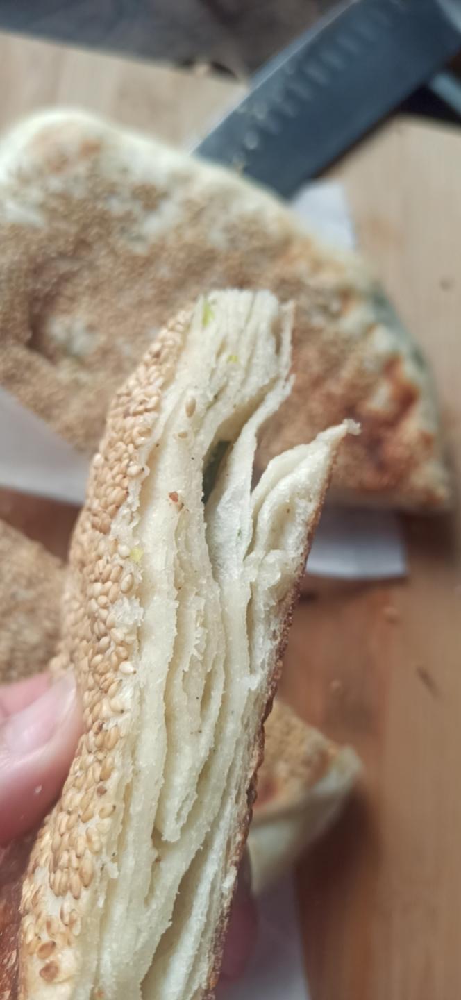 椒盐发面饼 Sesame Pancake