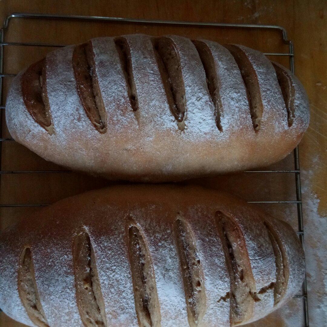 黑麦核桃红糖面包