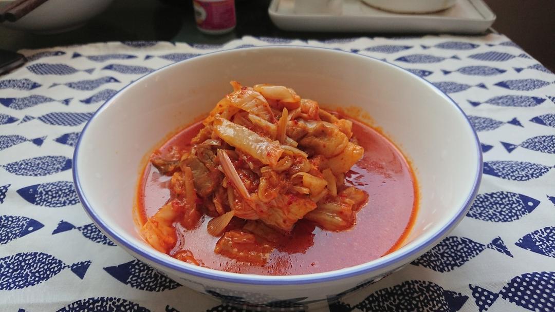 辣白菜炒五花肉