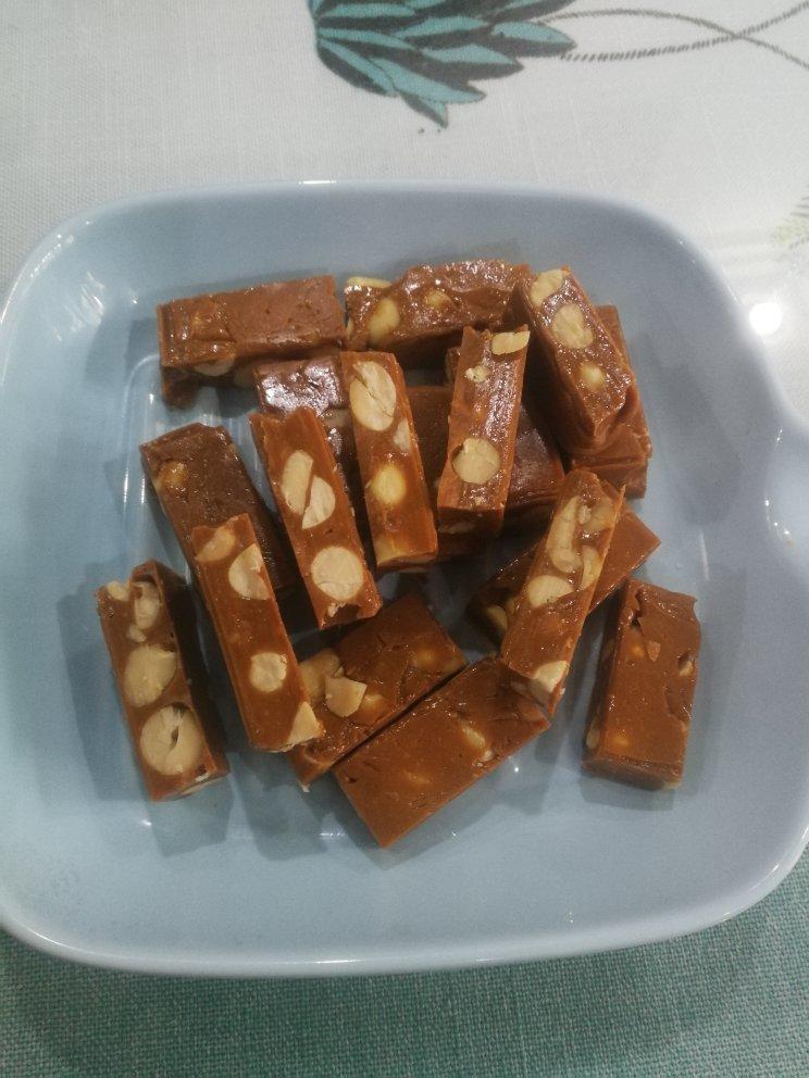 比牛轧糖还要好吃的花生太妃糖（消耗淡奶油）