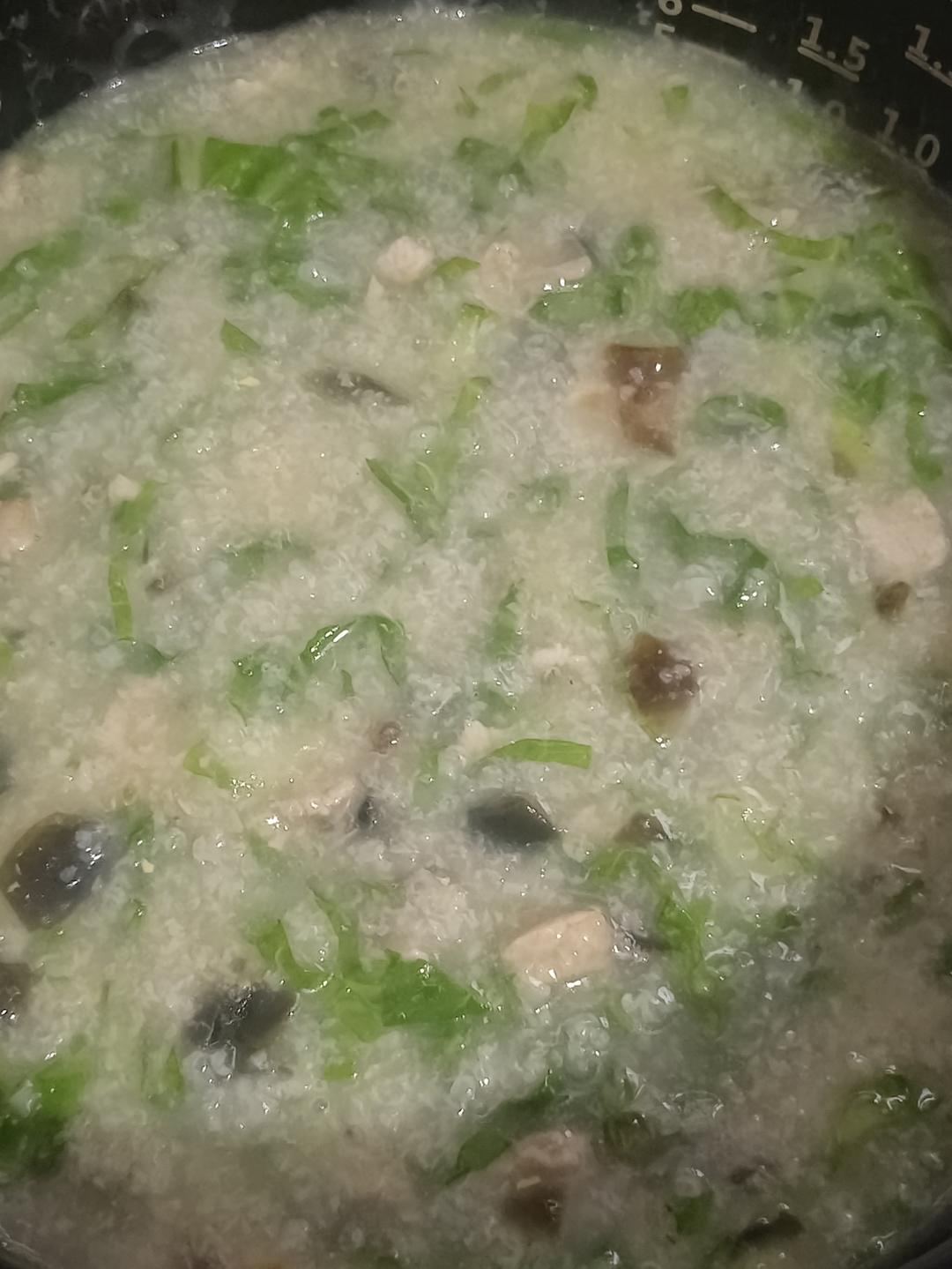 皮蛋瘦肉粥(经典粤菜)