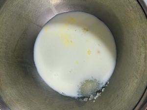 超Q软蛋奶小面包的做法 步骤1