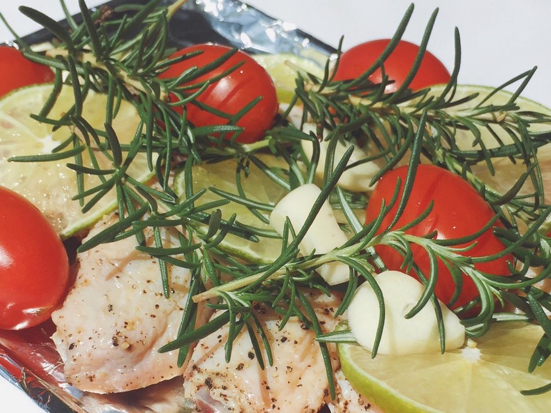 迷迭香柠檬烤鸡腿（或鸡翅）