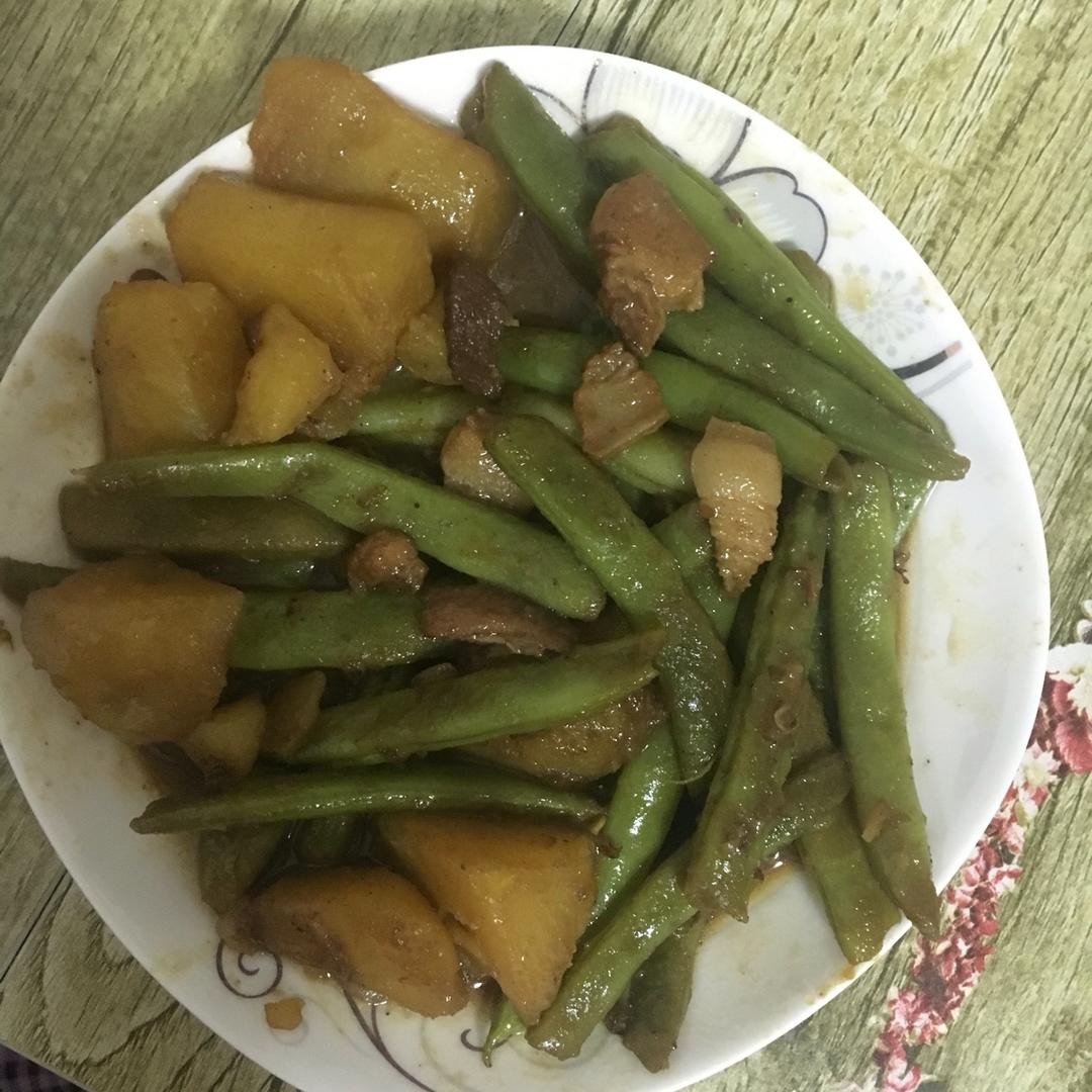 土豆炖豆角