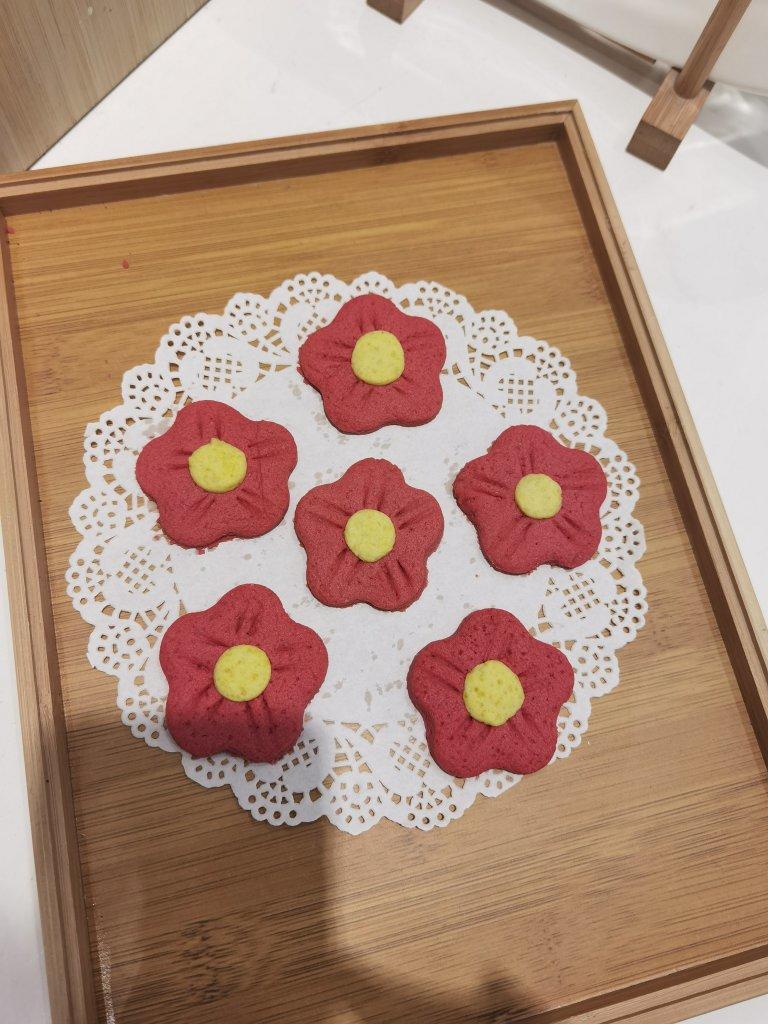 送你一朵小红花🌺——饼干