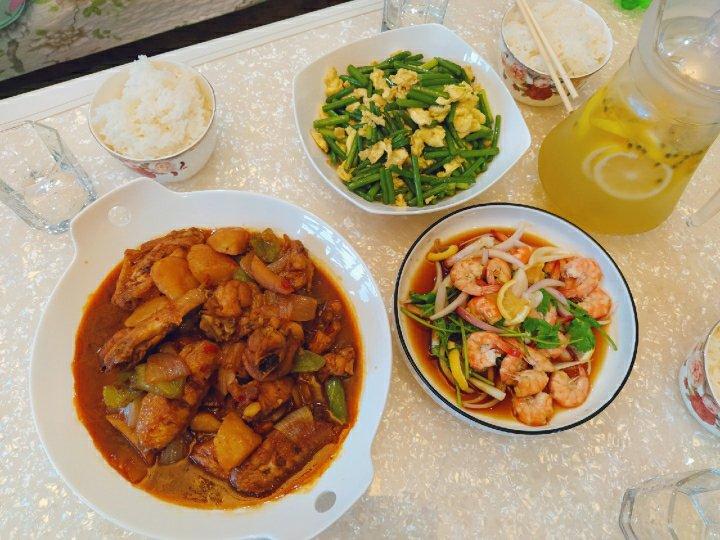 抖音网红！超级好吃的    酸辣凉拌虾