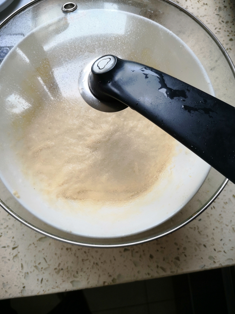 香喷喷的韭菜鸡蛋饼的做法 步骤2