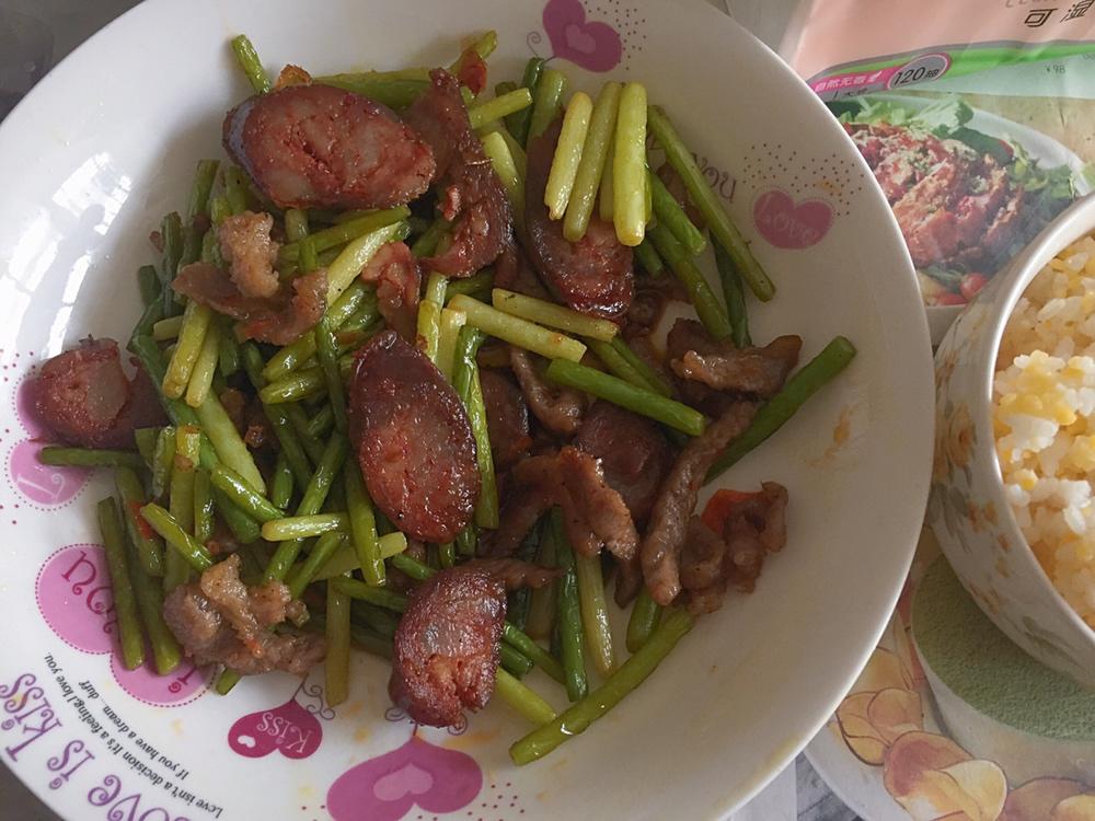 蒜薹炒肉